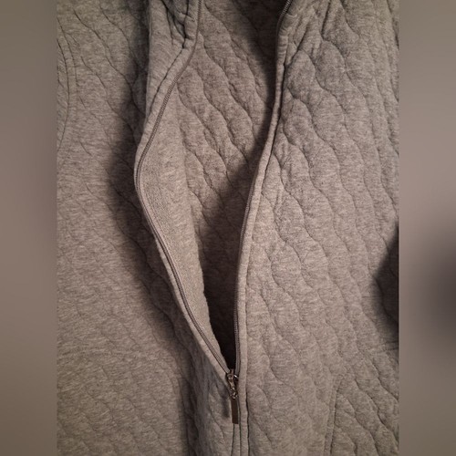 Liz Claiborne Gray Quilted Women's Jacket Zip Up Size Large pockets soft fabric - Picture 7 of 8
