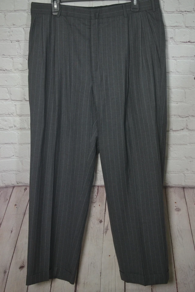 Brooks Brothers 1818 Mens Gray Pinstripe 2 Piece Suit 43R Jacket 35x29 Pant - Image 2 of 4