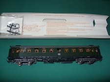 2 Roco Personenwagen HO