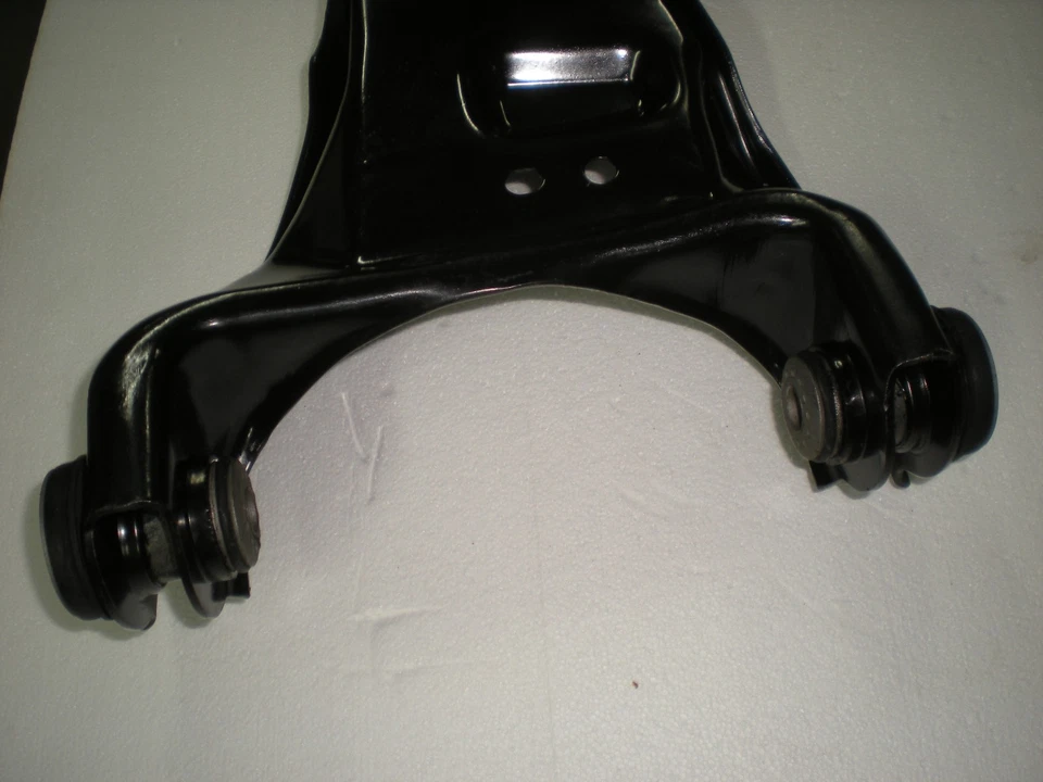 ¡NUEVO! Brazo de control delantero superior derecho pasajero para Chevrolet S10 Blazer GMC Sonoma Foto 3 de 4
