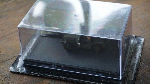 Altaya 1/43 French Jeep Willys La Route Bleue La Jeep Manoeuvre Diorama *Defect - Picture 11 of 14