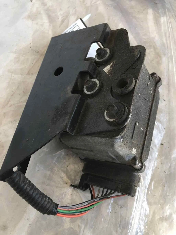 1997 MERCURY COUGAR XR-7 Cruise Speed Servo Control Actuator Assembly OEM - Image 4 of 4