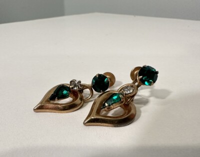 Vintage Emerald Gold Tone Drop Heart Screwback Earrings