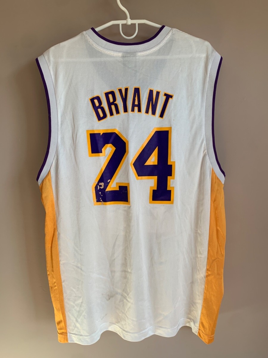 Los Angeles Lakers Basketball Jersey Reebok NBA Size L KOBE BRYANT