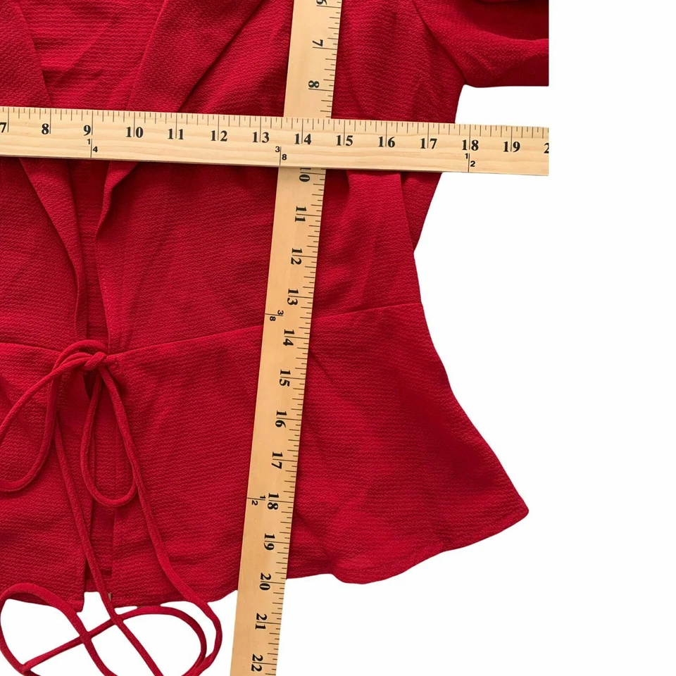 Chaqueta Blazer Forever 21 Mujer Roja Pequeña Manga Larga Informal Cordón Trabajo Foto 4 de 4