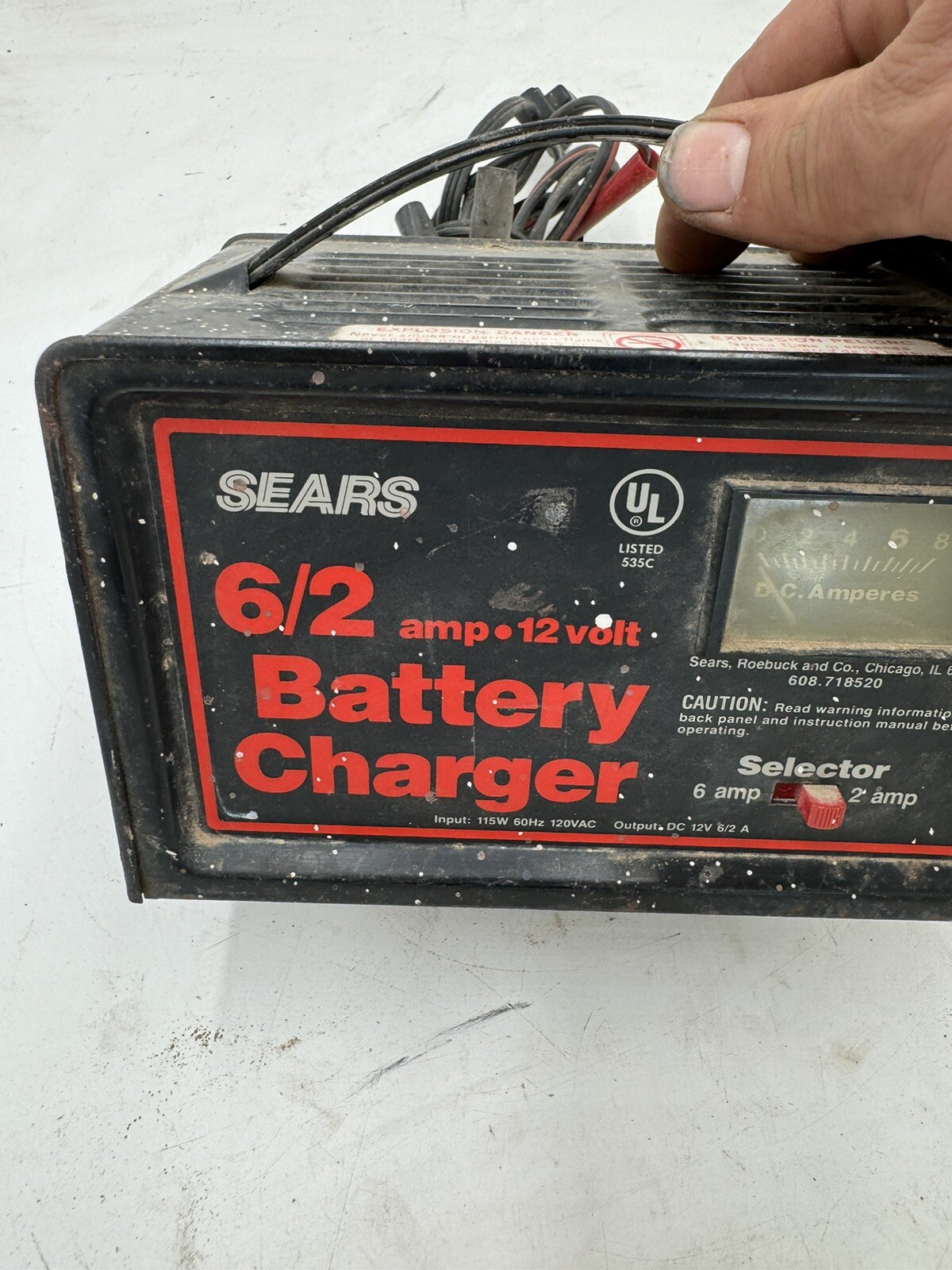 Vintage Sears Battery Charger 6 & 2 Amp 12 Volt Made in USA 608.718520