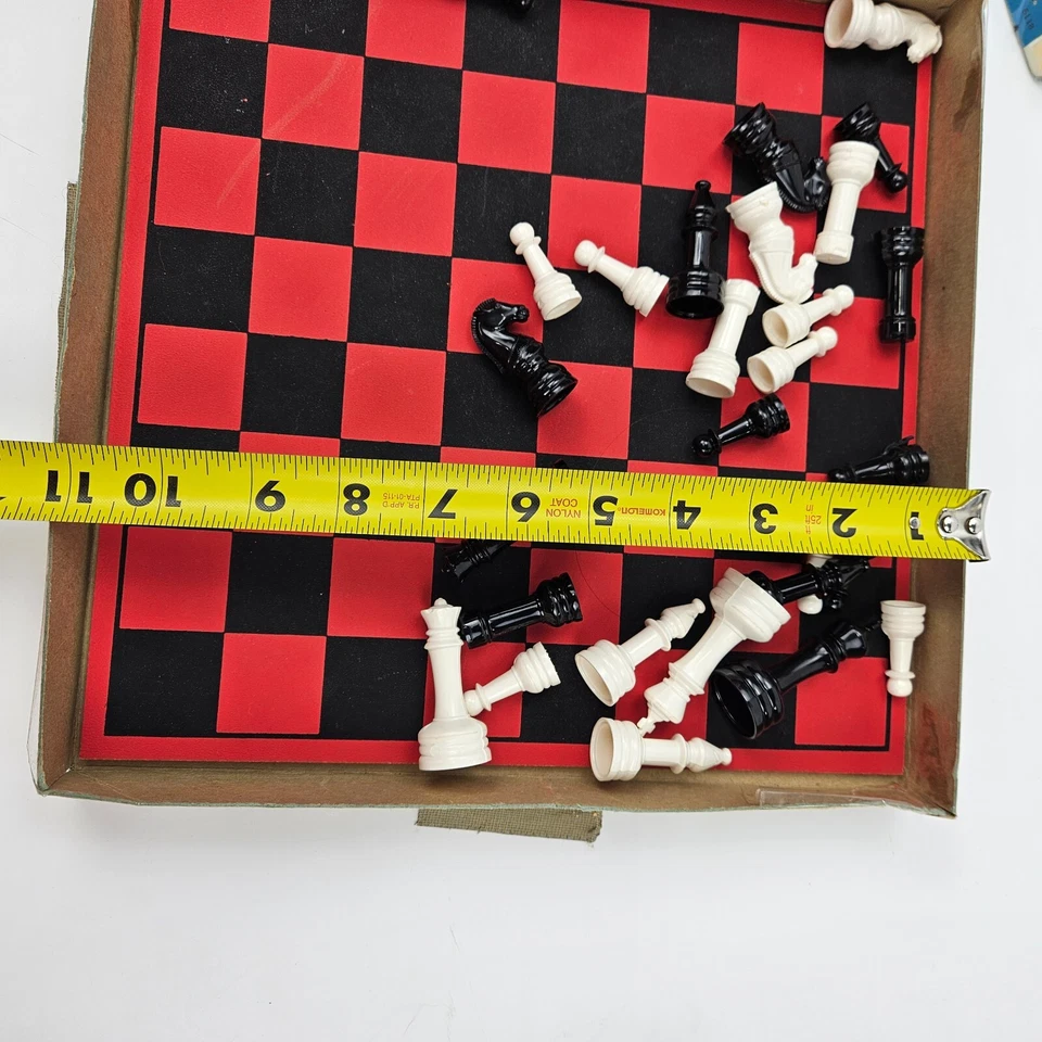 Vintage Hasbro Chess Set 1970 - Image 4 of 4