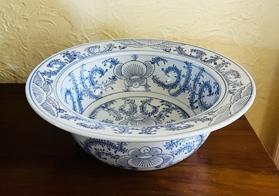 Vintage Chinese Pottery Swatow Blue & White Bowl Wash Basin Ming Qing Lotus