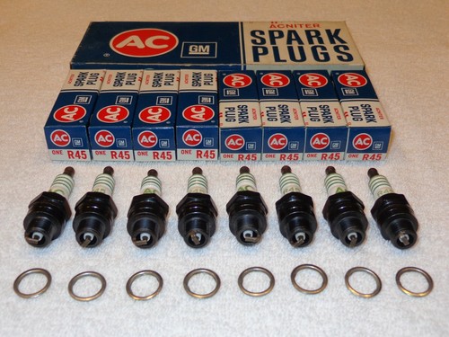 ‘NOS’ AC-R45 Spark Plugs....’ACNITER PRINTED’......AC-R45.....GM #5569834 - Picture 2 of 12
