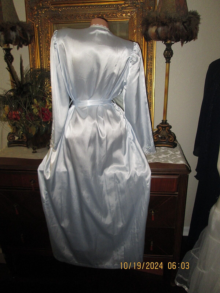 Vtg Vandemere Blue Satin Peignoir Robe Lace Embroidery Belted Dressing