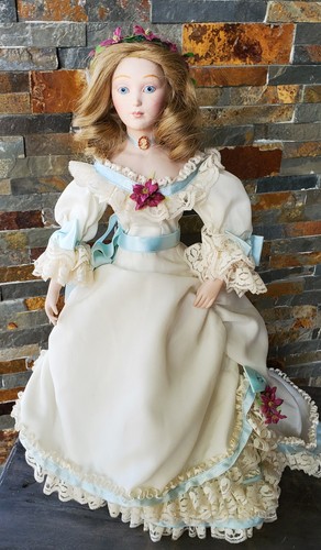 Poupée en porcelaine Franklin Mint Heirloom Little Women, Amy
