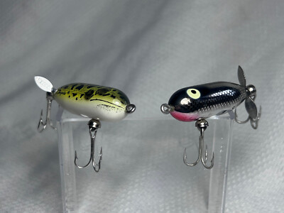 fake turtle fishing lures Baits, 5Pcs Artificial Soft Silicone Spoon with Sequins Hook Accessory, Includes Tackle Box : Sports & Outdoors 4+1 Ball Bearings Two propeller feet that 12 Firsh lure design Color Way:Screwston