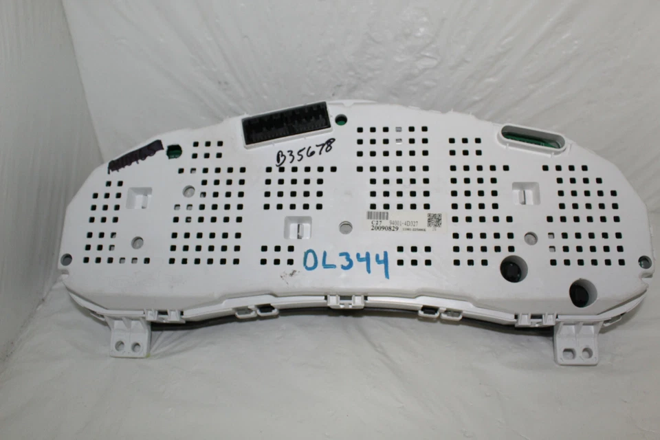 Cuadro de instrumentos velocímetro 08-2011 Kia Sedona tablero indicadores 72.892 millas Foto 2 de 4