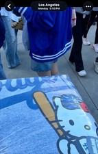 Los Angeles Dodgers X Hello Kitty Hoodie Size XL 4/13/2026 SGA New In packaging