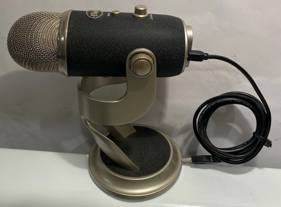 Blue Yeti Pro USB & XLR Multi-Pattern Studio Condenser Microphone