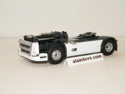 CHASSIS VOLVO BLANC D'ORIGINE NU NEUF, JAMAIS MONTÉ COMPLET ELIGOR 1:43 - Photo 1/4