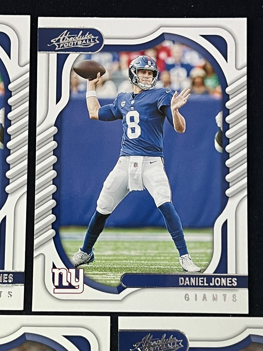 2022 Absolute NY Giants Lot: 2x Daniel Jones #47 & 3x Saquon