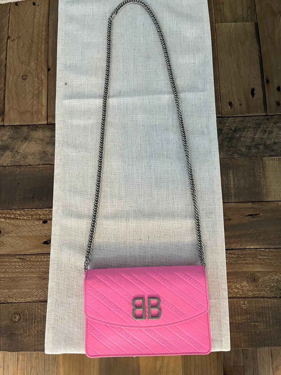 【BALENCIAGA】チェーンバッグ 肩掛け ミディアム ロゴ pink Balenciaga BB Logo Pink Crossbody Chain Bag - NEW with