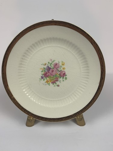 6 VINTAGE ROYAL CHINA PLATES FLOWER BASKET 22K GOLD ETCHED - Picture 4 of 13