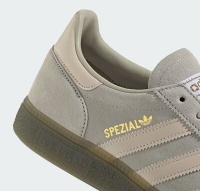 New Adidas Handball Spezial Shoes - Putty Grey / Halo Ivory