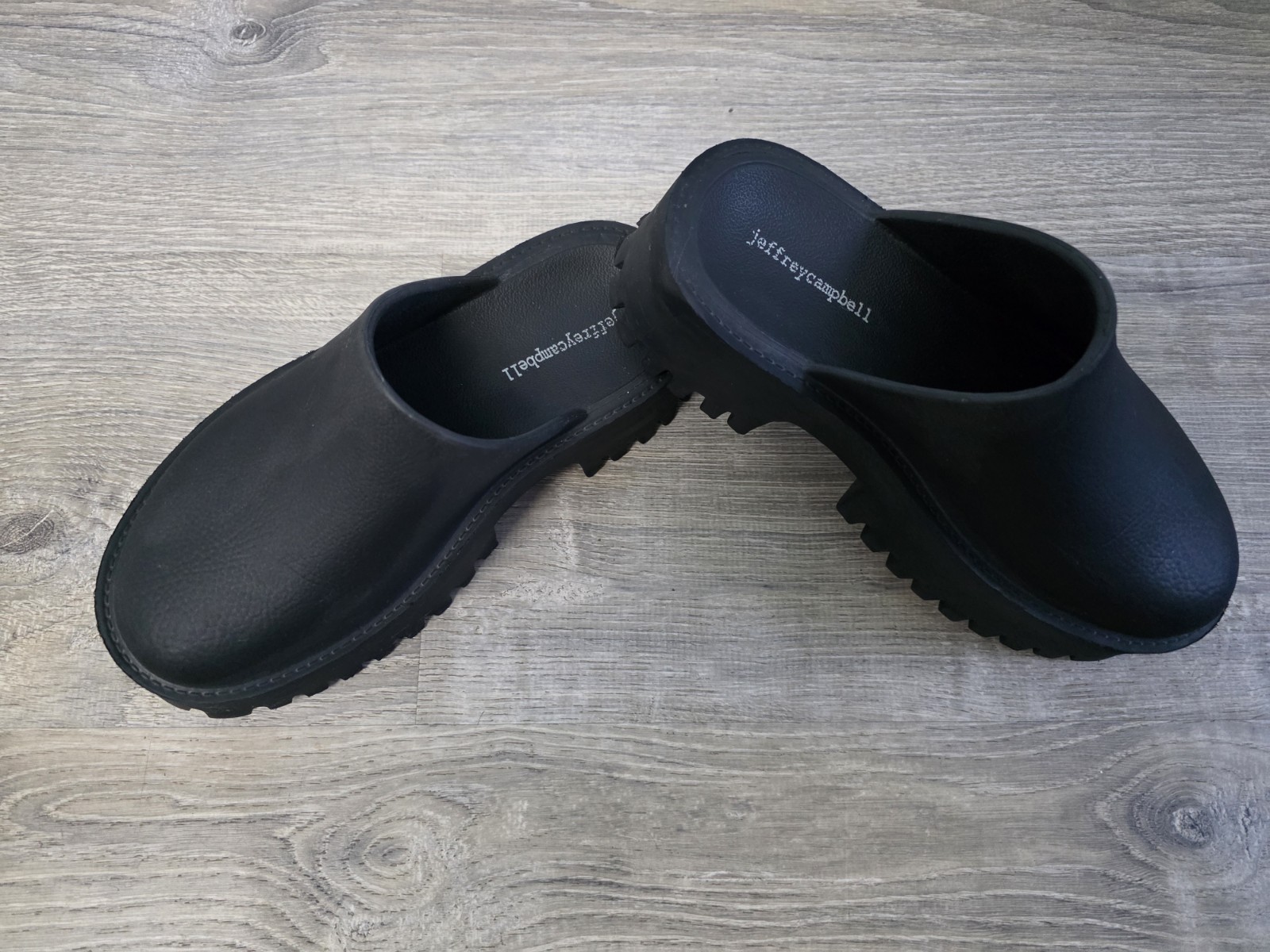 SAOLA Zoccoli JEFFREY CAMPBELL Bae neri suola a strappo plateau slip on mules taglia 7