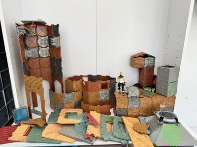 Riesiges Konvolut Jazwares 4'' Fortnite Builder Set - Wände, Dächer, Türen, Böden