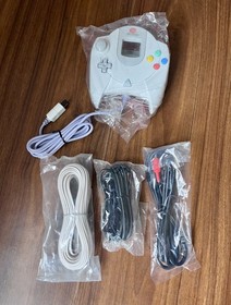 New Sega Dreamcast Video Game Console White HKT-3020 Brand New Open Box  