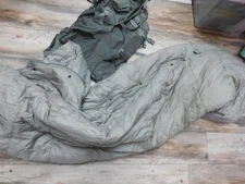 US MILITARY 2pcs MODULAR INTERMEDIATE COLD SLEEPING BAG SYSTEM