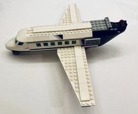 This is a LEGO City 60102 Airport VIP Service private plane.Used and Incomplete.
