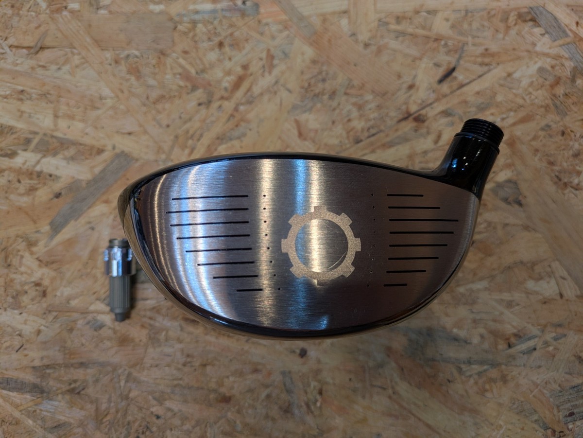 Nike VR Tour Driver 9.5° 440cc 2010. w/ STR8-FIT Adapter. Head