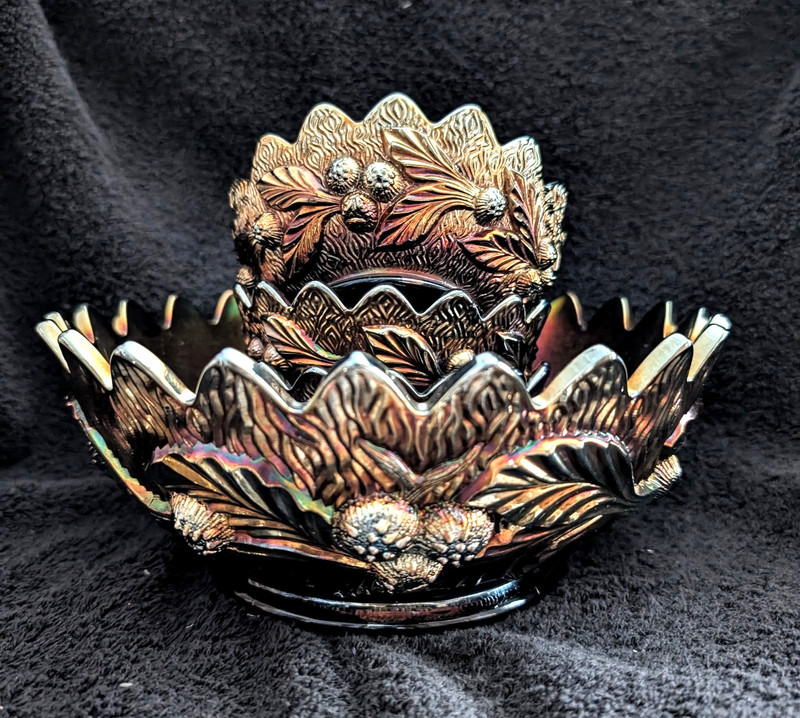 Northwood Amethyst Carnival Acorn Burrs Set Master n 4 Berry Bowls  c.1911   (A)