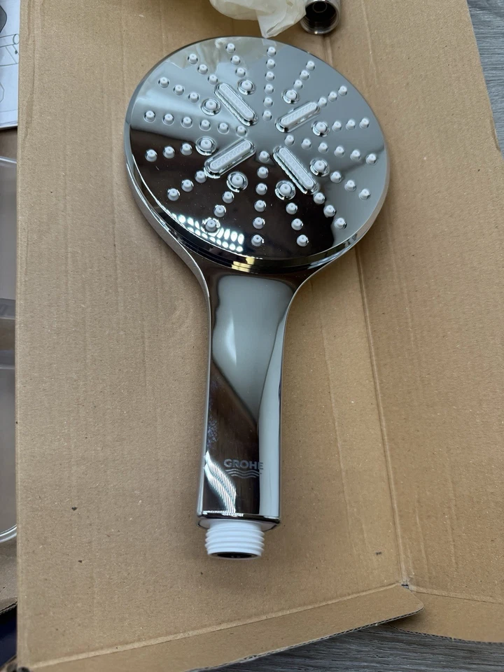 Grohe 26547000 Rainshower 1.75 GPM Multi Function Hand Shower - Chrome *READ* - Image 4 of 4