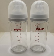 Pigeon Glass Baby Bottles 3M 8OZ 2pack New Without Original Box JA08D