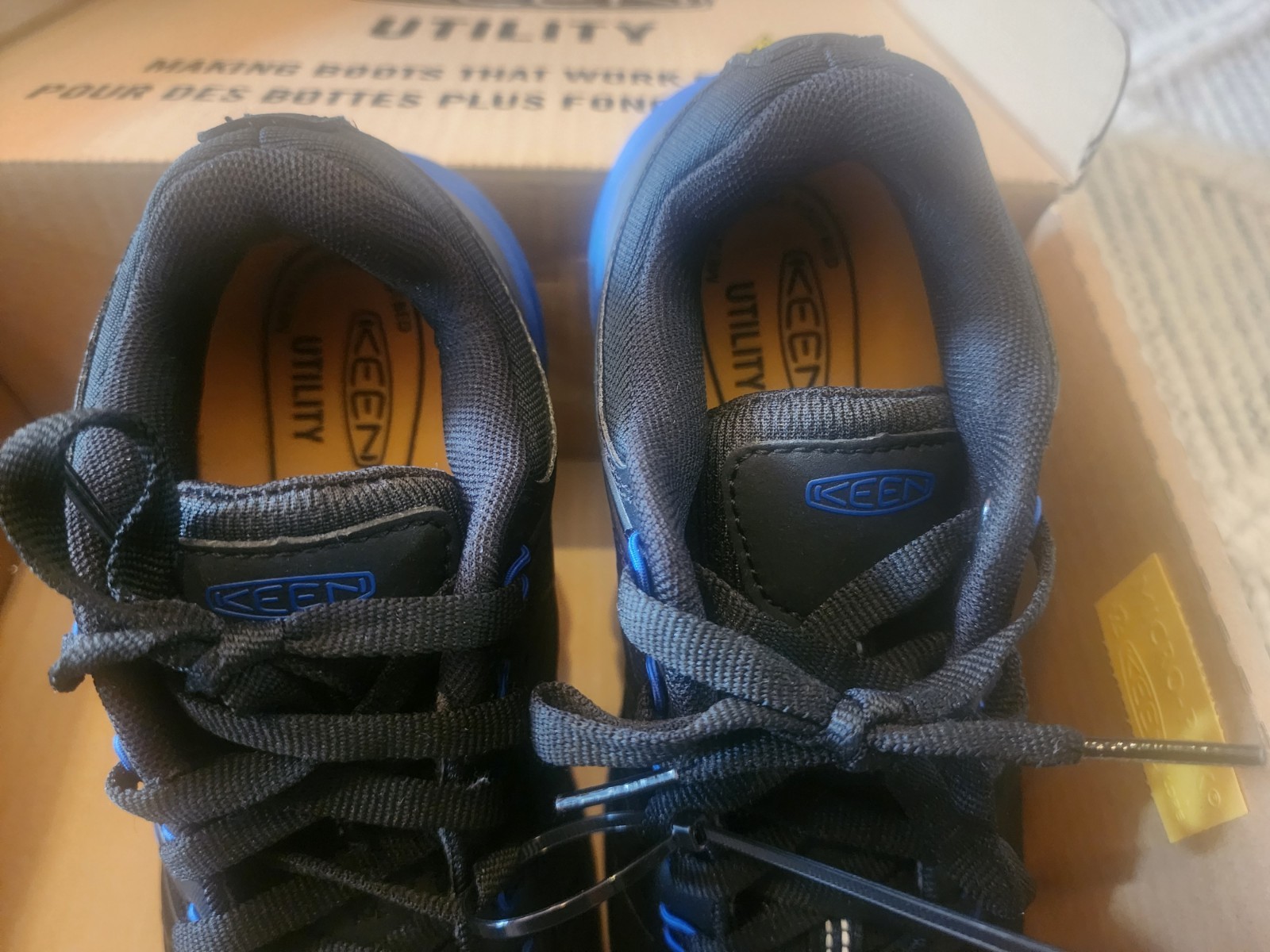 Scarpa da lavoro industriale KEEN Utility donna Vista Energy punta composita TAGLIA 5 5W