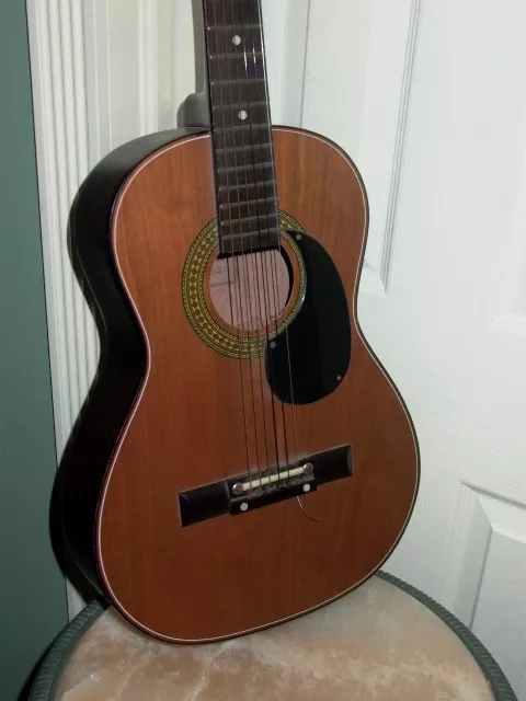 Reinforced neck guitar online