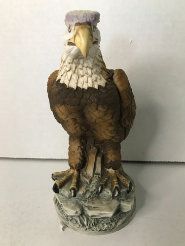 Bald Eagle by Andrea -Sadek- Hand Painted Bird Collectible Porcelain Figurine - Picture 2 of 6