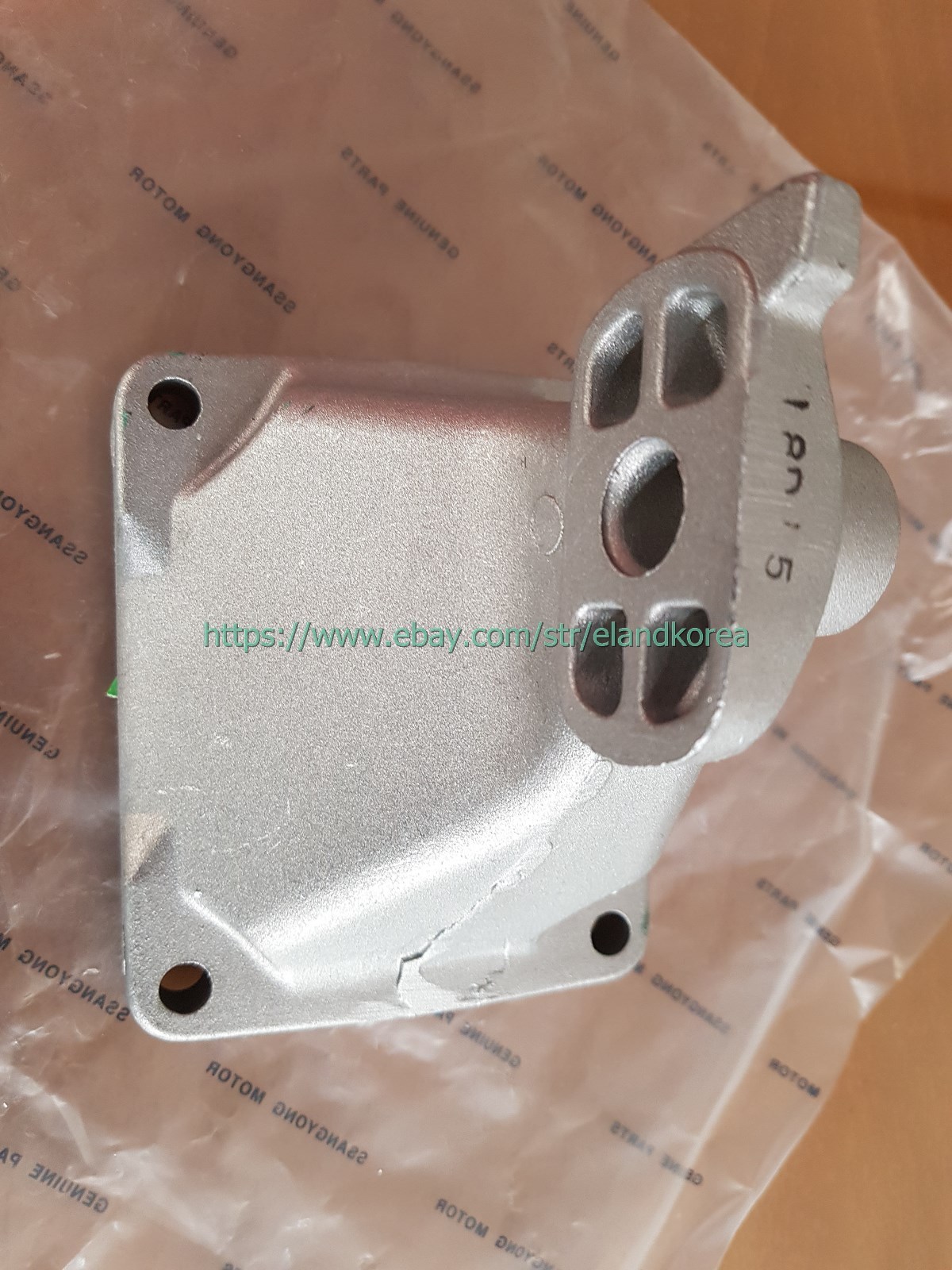 Genuine Engine MTG Braket-RH for MUSSO,MUSSO SPORTS,KORANDO 