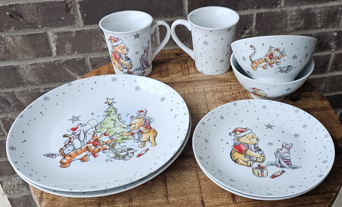 Disney Winnie the Pooh Piglet Christmas Dinner Plates, Salad