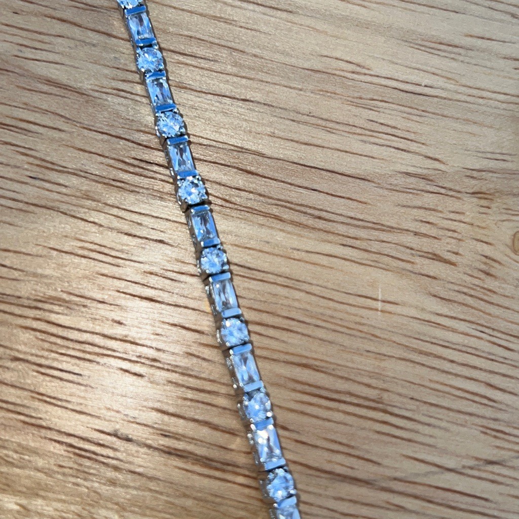Picture 3 of 7