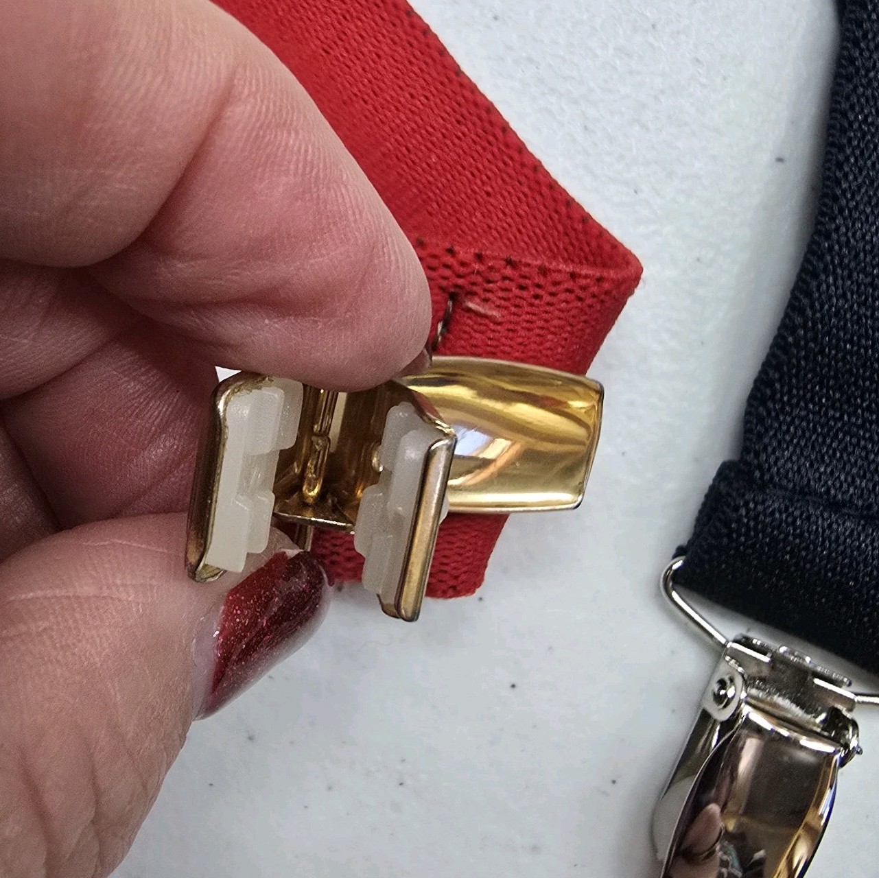 2 Adjustable 1 Red 1 Blue Basic Clip End Suspende… - image 6