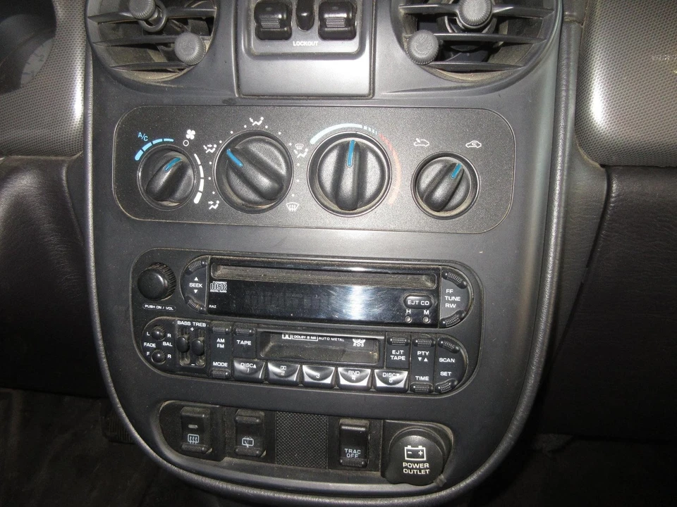 Used Front Right Fender fits: 2003 Chrysler Pt cruiser Front Right Grade A Foto 4 de 4