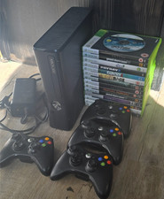 Xbox 360 Slim 4gb Black, 4 wireless controllers, 15 games big bundle, GTA V