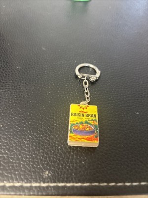 Vtg 1970 s Kellogg s Raisin Bran Premium Giveaway Cereal Box Key Fob Keychain
