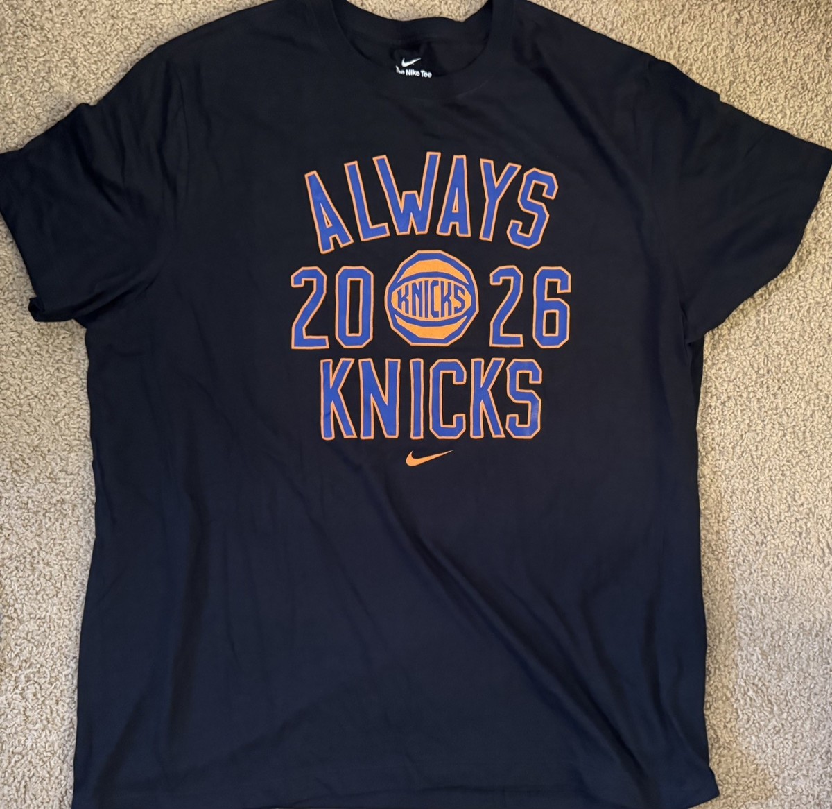 Limited Edition Nike NYC x Knicks 'Park & Shop 'Pop Up Grotesk