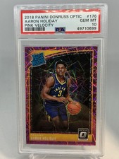 2018-19 Panini Donruss Optic Aaron Holiday Rookie Pink Velocity /79 #176 PSA 10