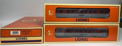 LIONEL #6-11930 WARBONNET Santa Fe 2 PACK VISTA DOME & PASSENGER CAR O-Gauge B3