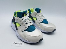 Nike Air Huarache Run GS Boy's Size 7Y Running Shoes White Volt Worn once