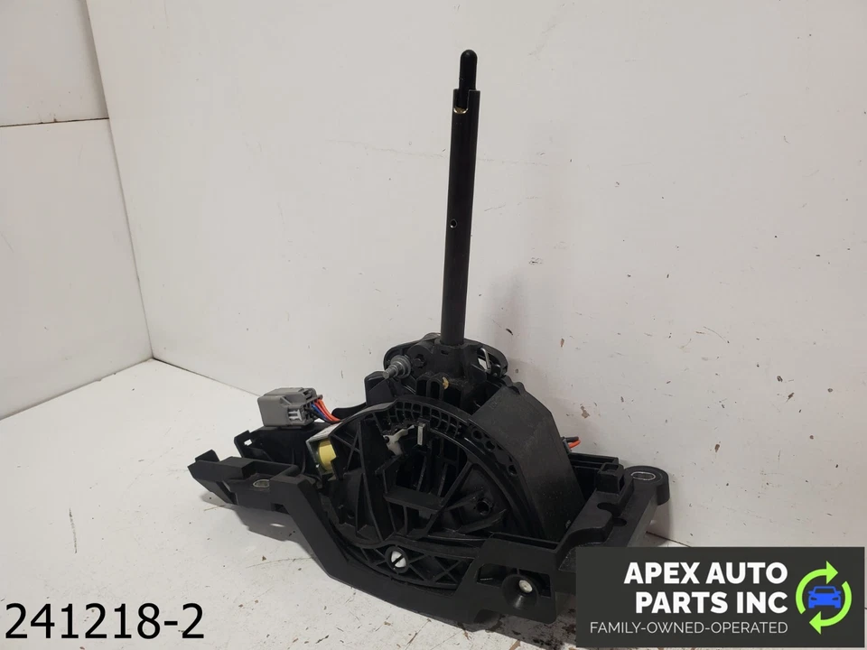 OEM 2009-2012 Lincoln MKT 3.5L AUTOMATIC TRANSMISSION SHIFTER W/ KNOB - Image 2 of 4