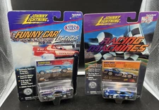 LARRY ARNOLD 1973 KINGFISH - JOHNNY LIGHTNING CUDA FUNNY CAR LEGENDS