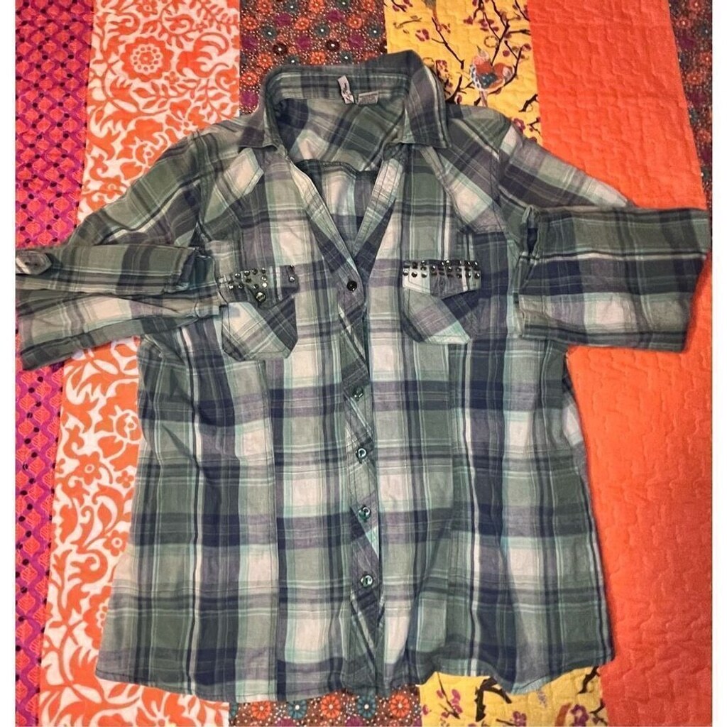 Green Plaid Rhinestone Long Sleeve Shirt in XL Size